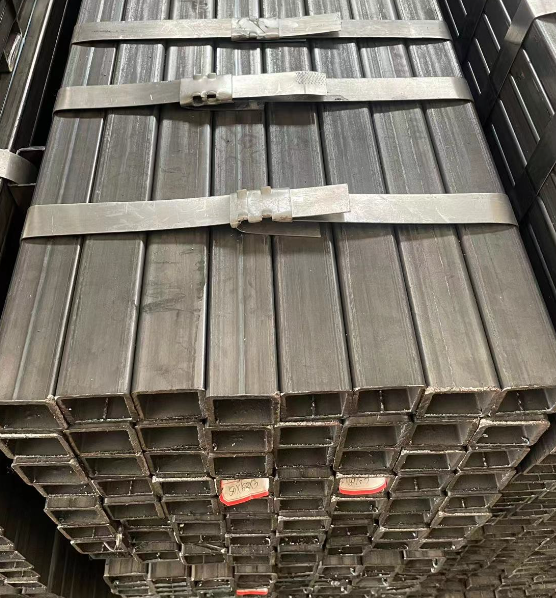 萍乡工业用梯子 镀锌管焊接梯子 铁梯子方管梯